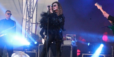 Для брянцев спела Анна Седокова