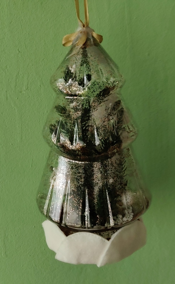 Новогодняя ель