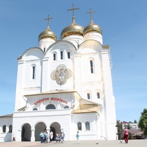 Фоторепортаж: какие православные храмы украшают Брянск