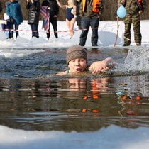 Соревнования моржей на Мутном озере
