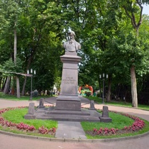 памятник А.К. Толстому