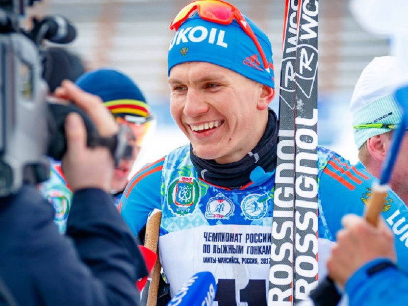 Александр Большунов стал вторым на этапе Кубка мира