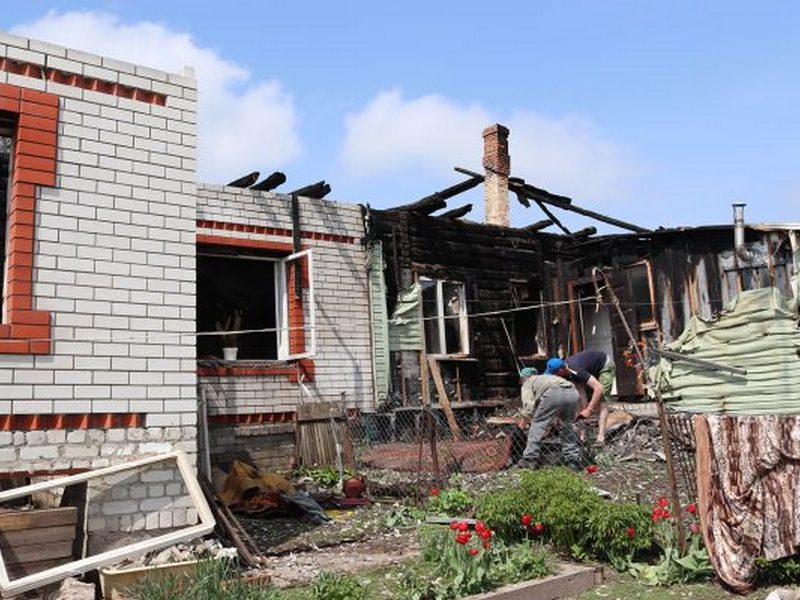 Шесть севских семей остались без жилья из-за пожара
