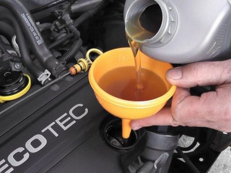 Как выбрать качественное моторное масло для автомобиля?
