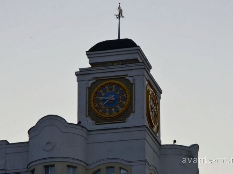 В Брянске настроили главные городские часы