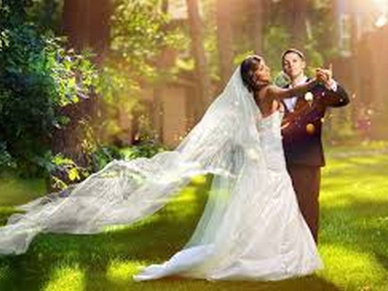 Свадебный танец – символ любви и нежности