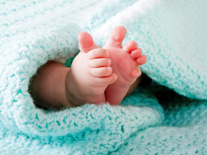 В Брянске ищут родителей новорожденной девочке