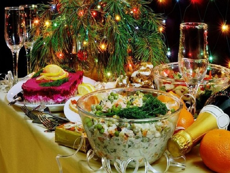 Новогодняя корзина: какие деликатесы можно отведать в Брянске