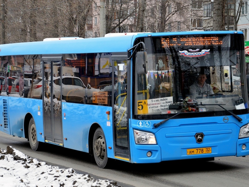 Автобусы будут возить брянцев допоздна