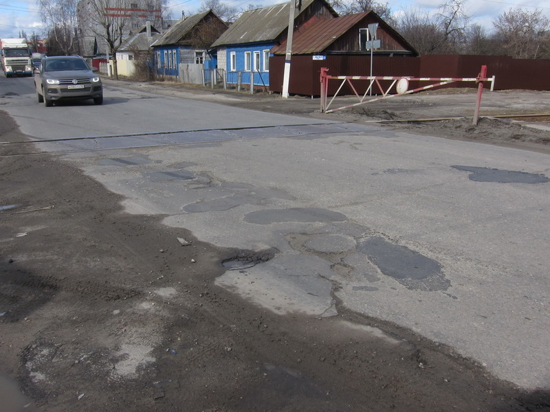 В Брянске впервые за 13 лет отремонтируют улицу Красный Маяк