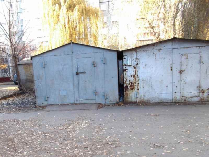 В Брянске демонтировали 165 незаконных гаражей