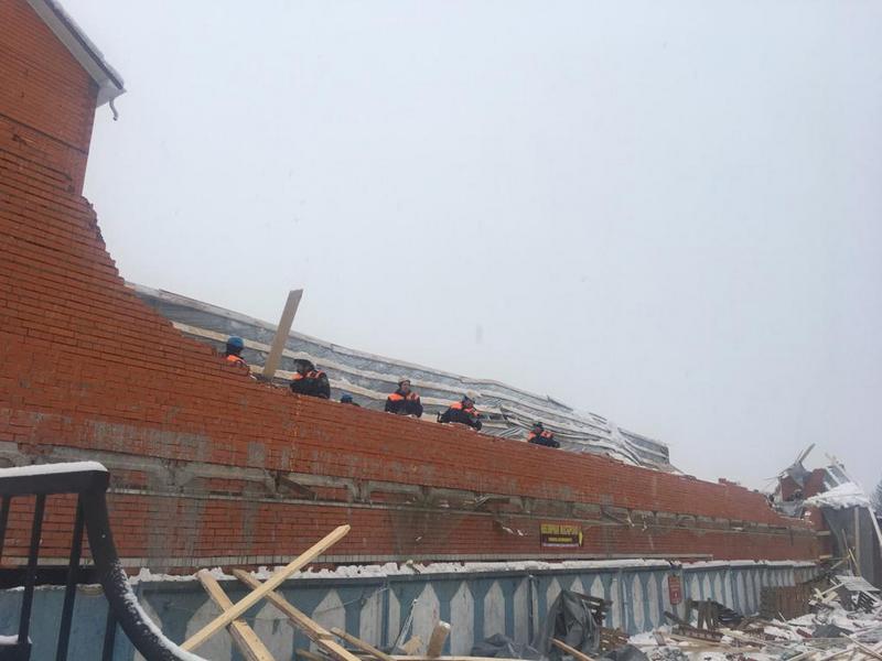 В Брянске обрушилось здание на Красноармейской