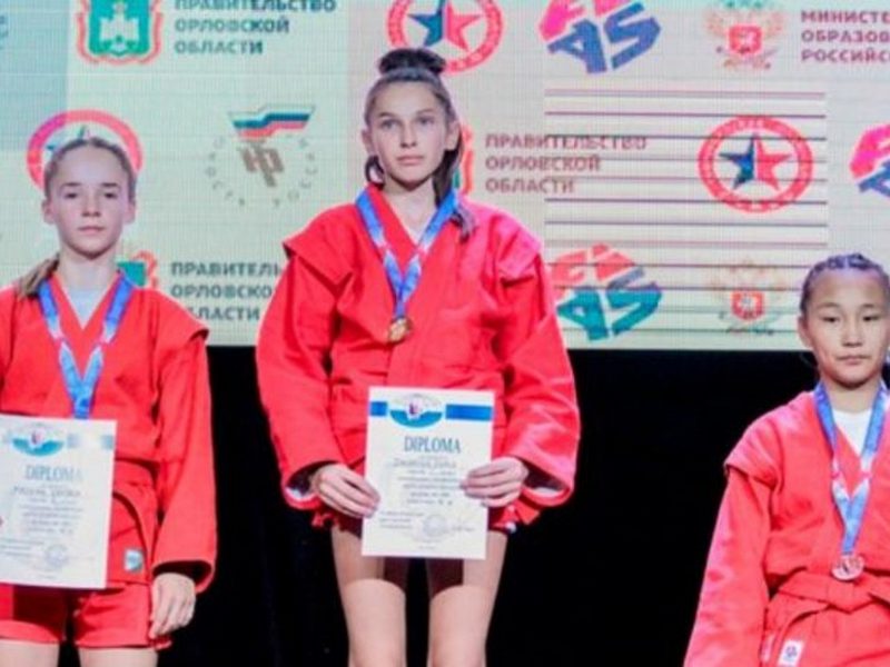 Брянская школьница заработала "золото" первенства России