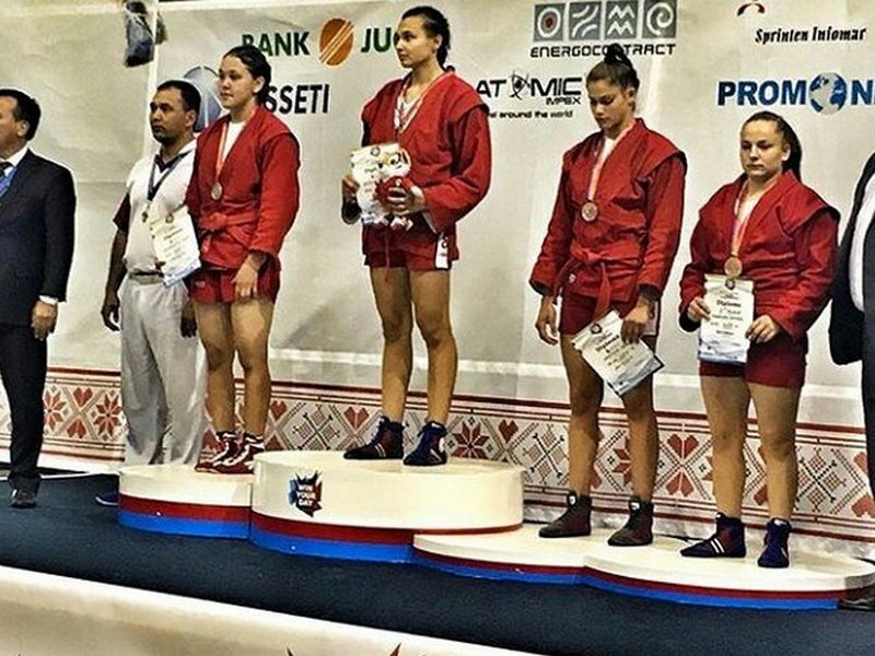 Спортсменка Елена Зайкина получила почетное звание