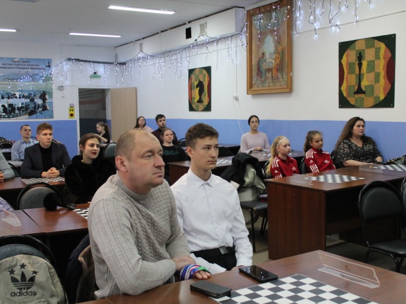Брянские шашисты и шахматисты продолжат обучение уже в новых стенах