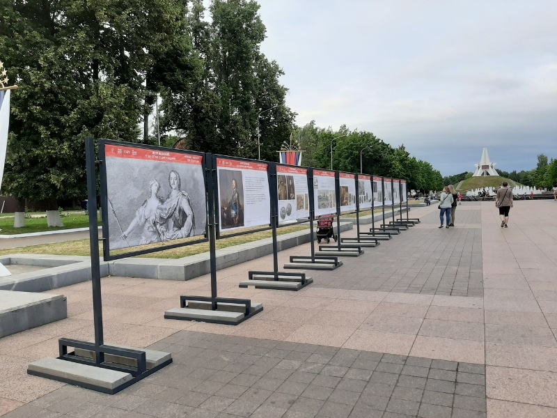 В Брянске открылась выставка Петра Великого