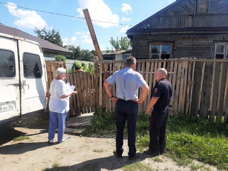 Жителей поселка Большое Полпино обязали провести генуборку