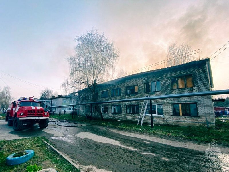 В многоквартирном доме в Дятьково произошел пожар