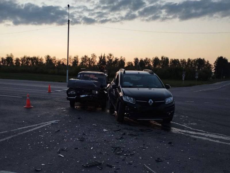 ДТП на перекрестке: пострадал подросток
