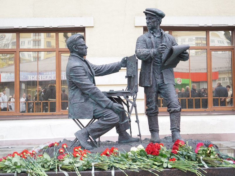 В Брянске открыли памятник братьям Ткачевым