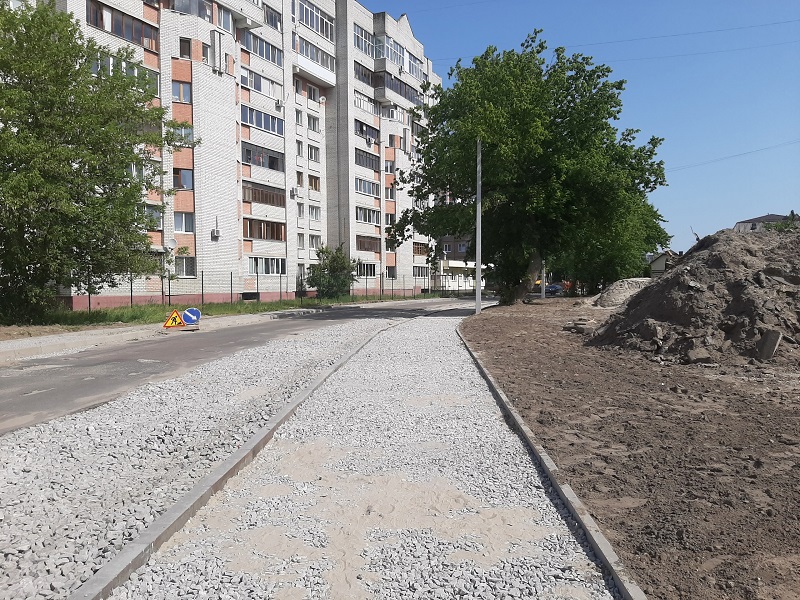 В Брянске продолжается ремонт улицы и переулка Металлистов