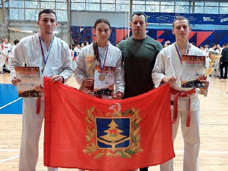 Брянские спортсмены взяли «золото» ЦФО по рукопашному бою