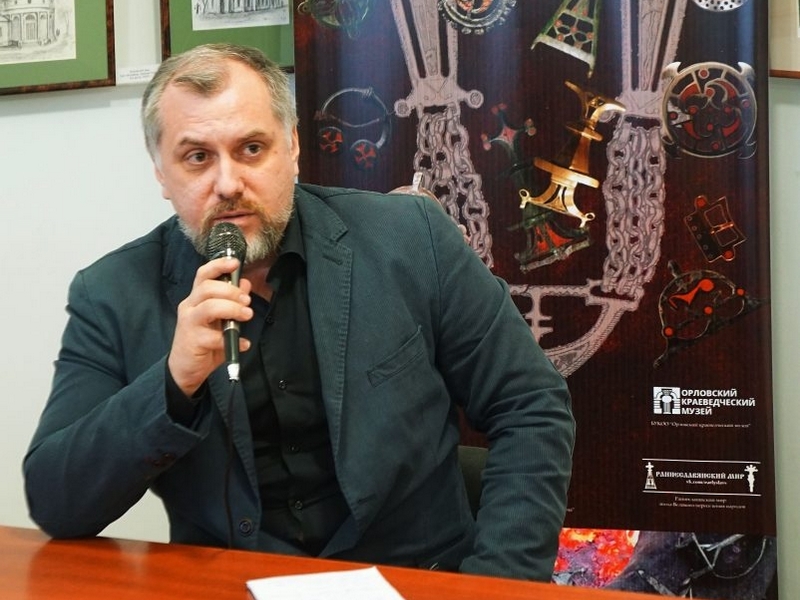 Задай вопрос археологу