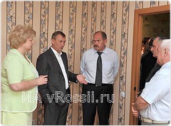 Губернатор Брянской области Николай Денин лично ознакомился с качеством строительных работ