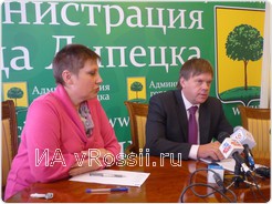 Председатель департамента городского транспорта Николай Новиков: При оплате проезда пластиковой картой стоимость проезда не изменится и составит 8 рублей для всех категорий, 7 – для студентов и 6 – для школьников