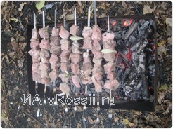 А кто-то шашлыки на свежем осеннем воздухе