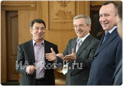 Губернатор Белгородской области Евгений Савченко со своей стороны отметил, что доволен итогами, которых Холдинг добился в работе Белгородского и Старооскольского цементных заводов