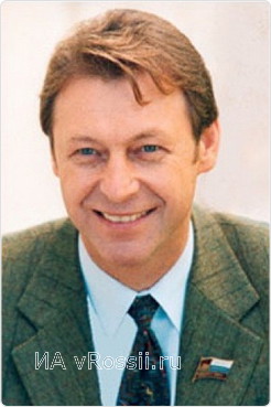 <em>Андрей Пономарев, 