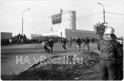 Начало обстрела Белого дома 